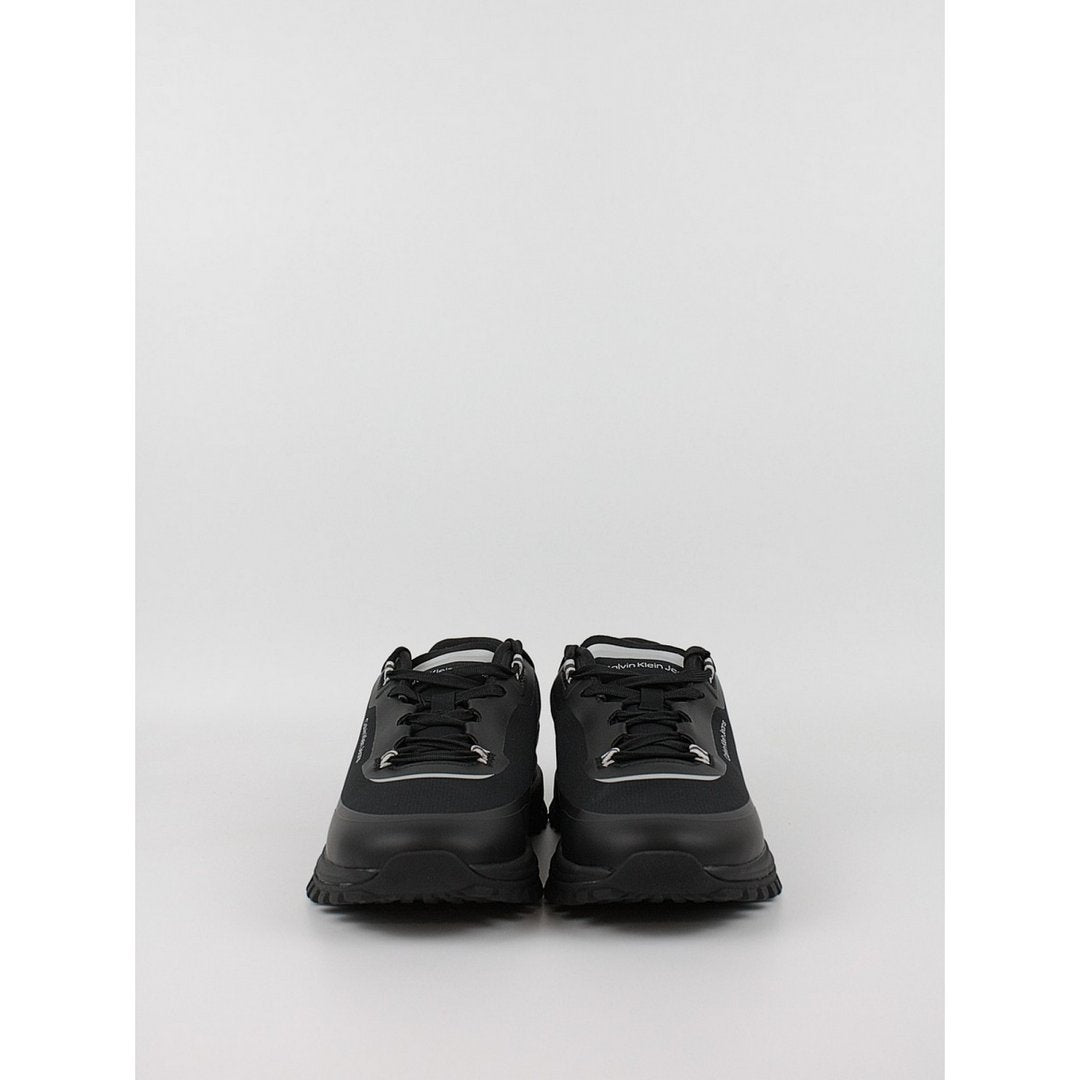Vibram Tooth Runner In Hi Tech Triple Black / 42