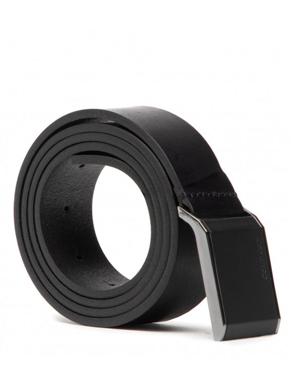 Beveled Rubber Plaqu Ck Black / 105