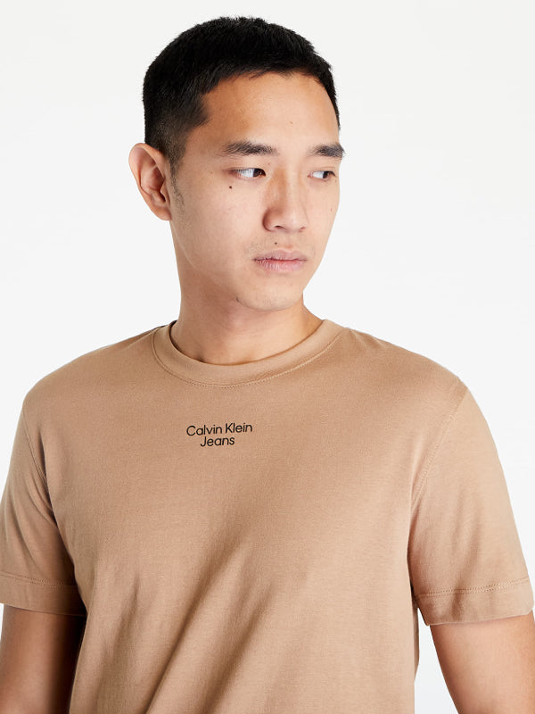 STACKED LOGO TEE Timeless Camel / L