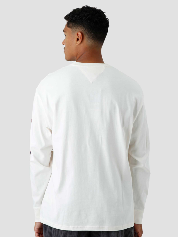 Tjm Skater Ls Collegiate Tee Ancient White / L