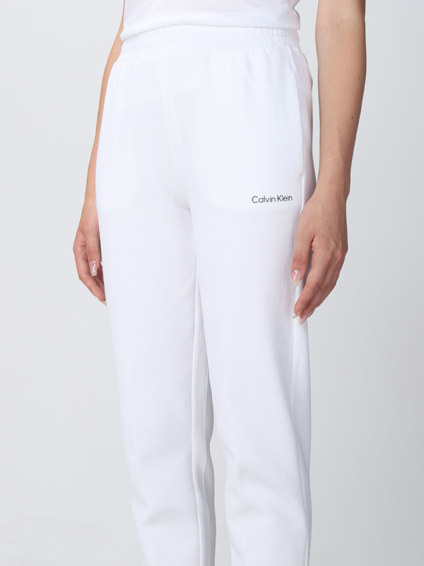 Micro Logo Ess Slim Jogger Bright White / L