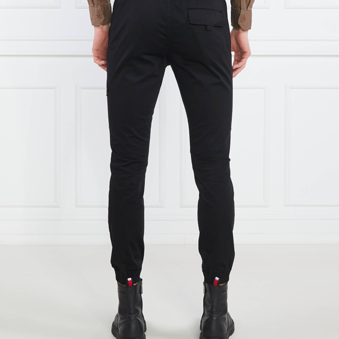 Monologo Badge Casual Chino Ck Black / L