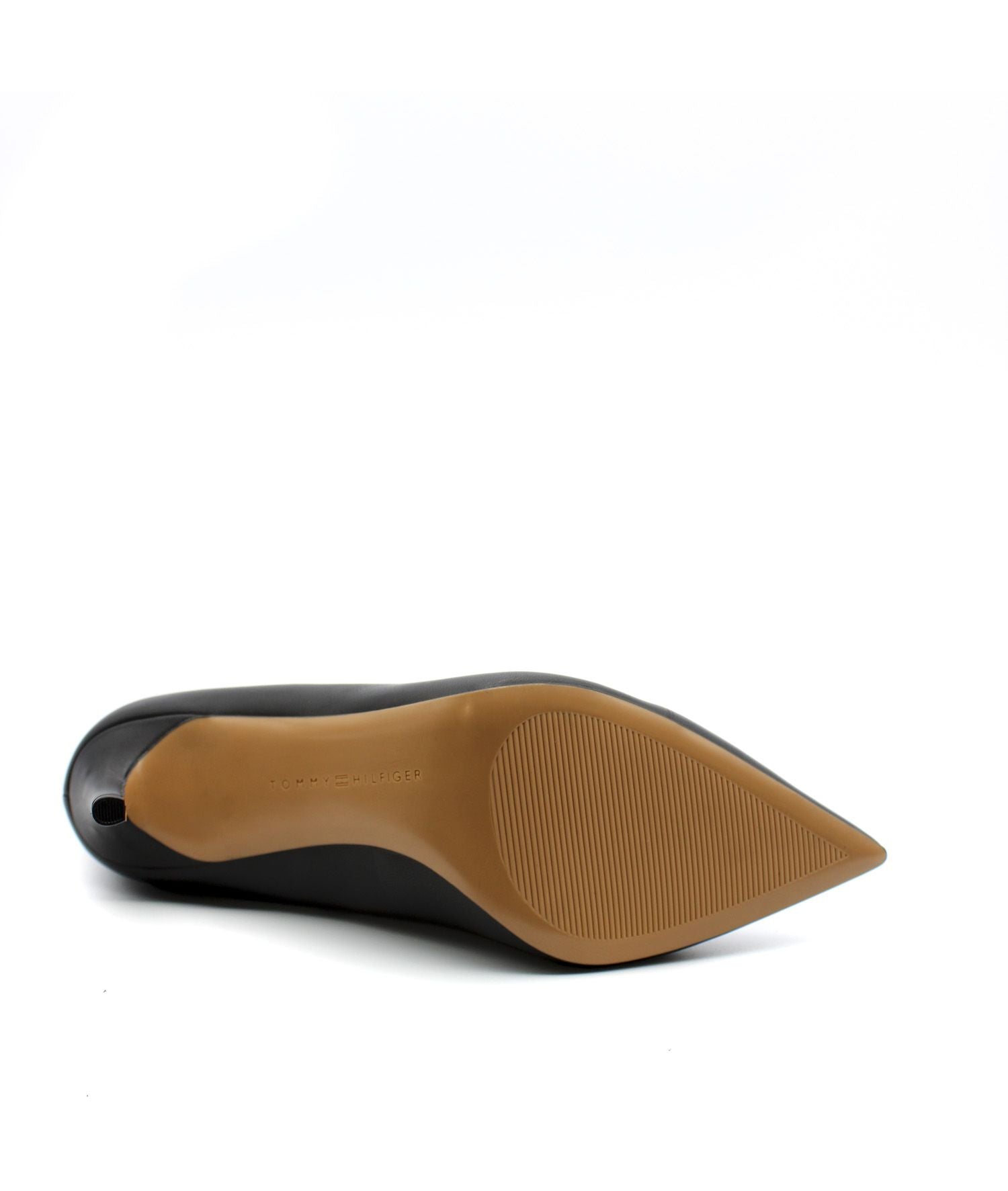 Essential Pointed Pump Black / 41