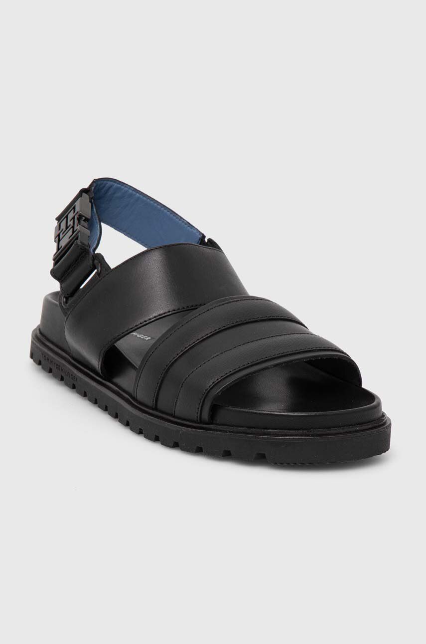 Elevated Th Buckle Lth Sandal Black / 42