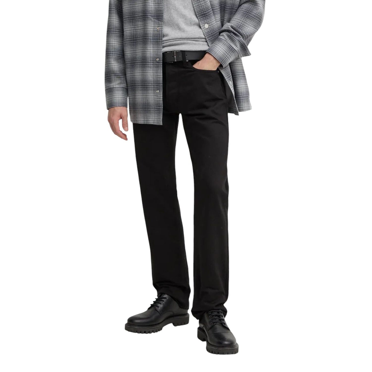 Standard Straight Denim Black / 3230
