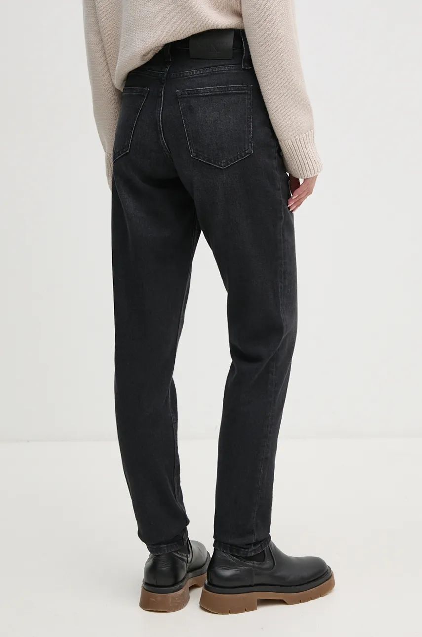 Mom Jean Denim Black / 2831