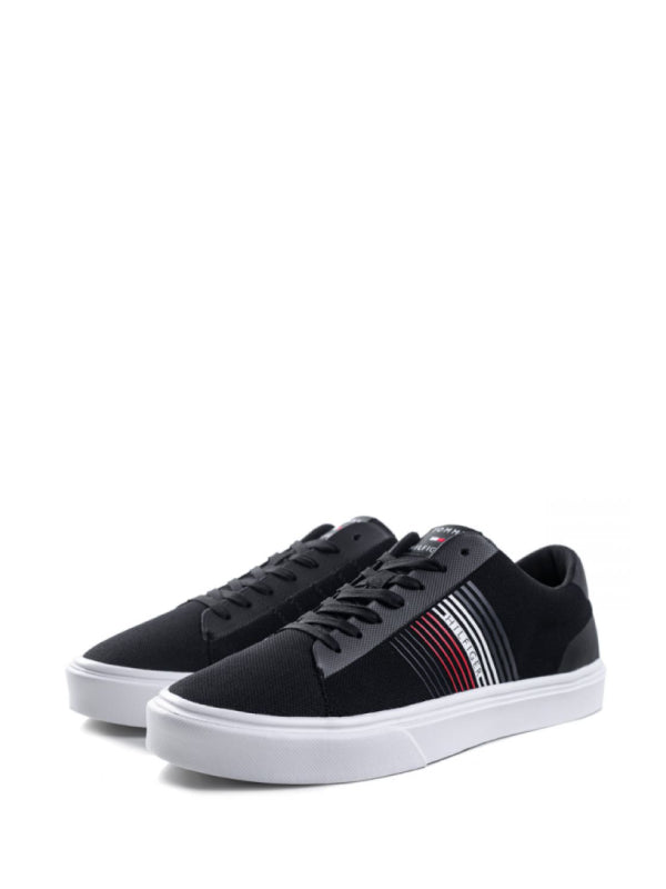 Lightweight Stripes Knit Sneaker Black / 42