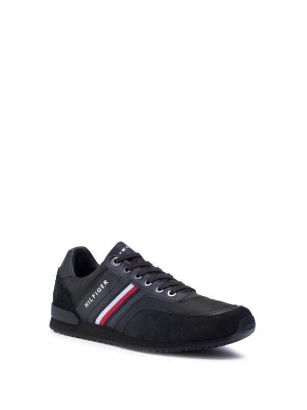 Iconic Material Mix Runner Black / 42