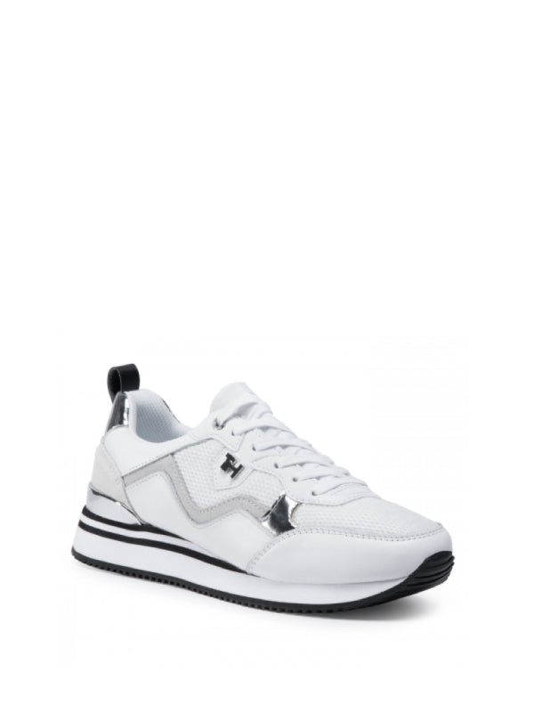 Feminine Active City Sneaker White/Silver / 36