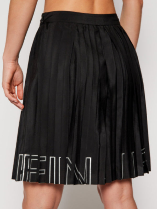 Pleated Statement Logo Skirt Ck Black / XL