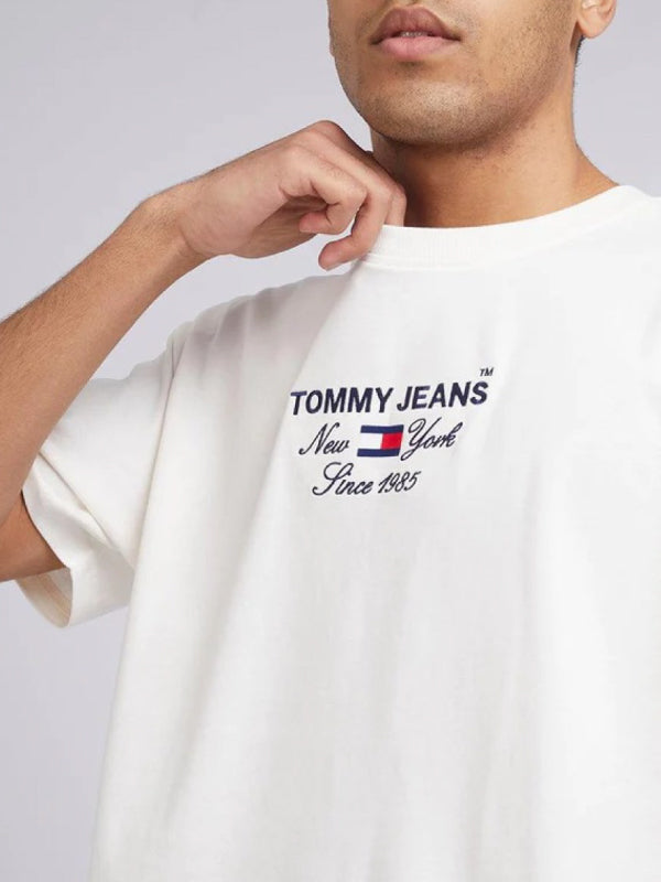 Tjm Timeless Font Tee Ancient White / L