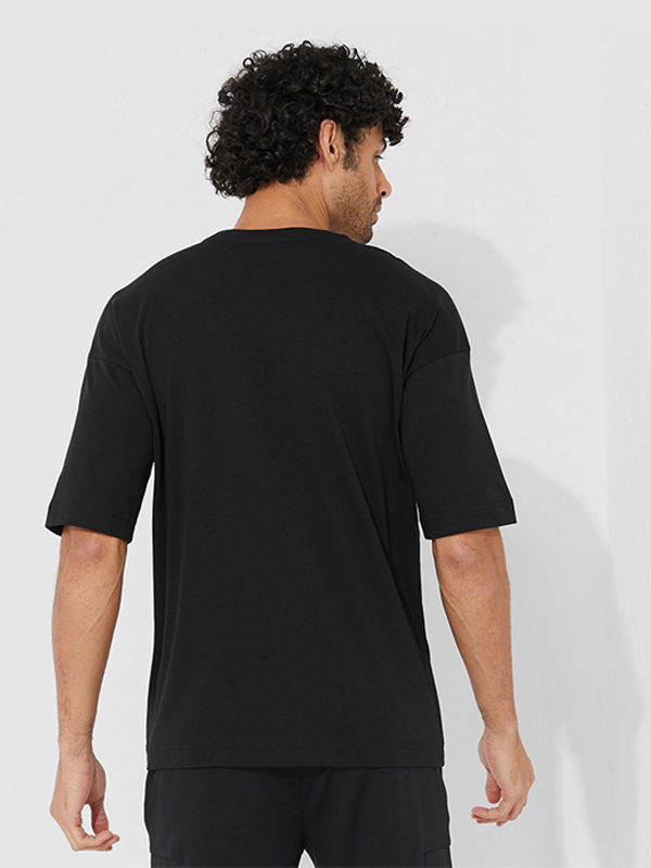 Lacquer Modern Comfort T-Shirt Ck Black / L